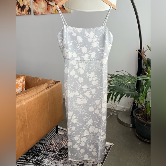 Aritzia Wilfred Madelyn Satin Dress - Picture 2 of 5